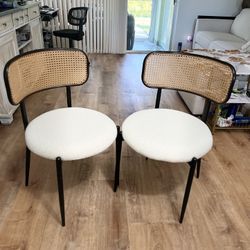 Dining Chairs 