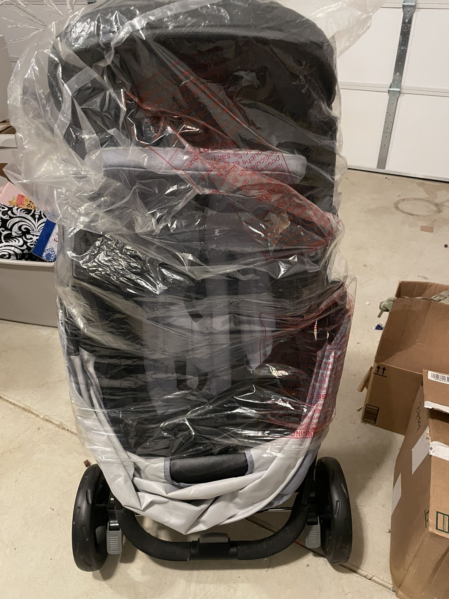 Gracias Stroller Brand New 