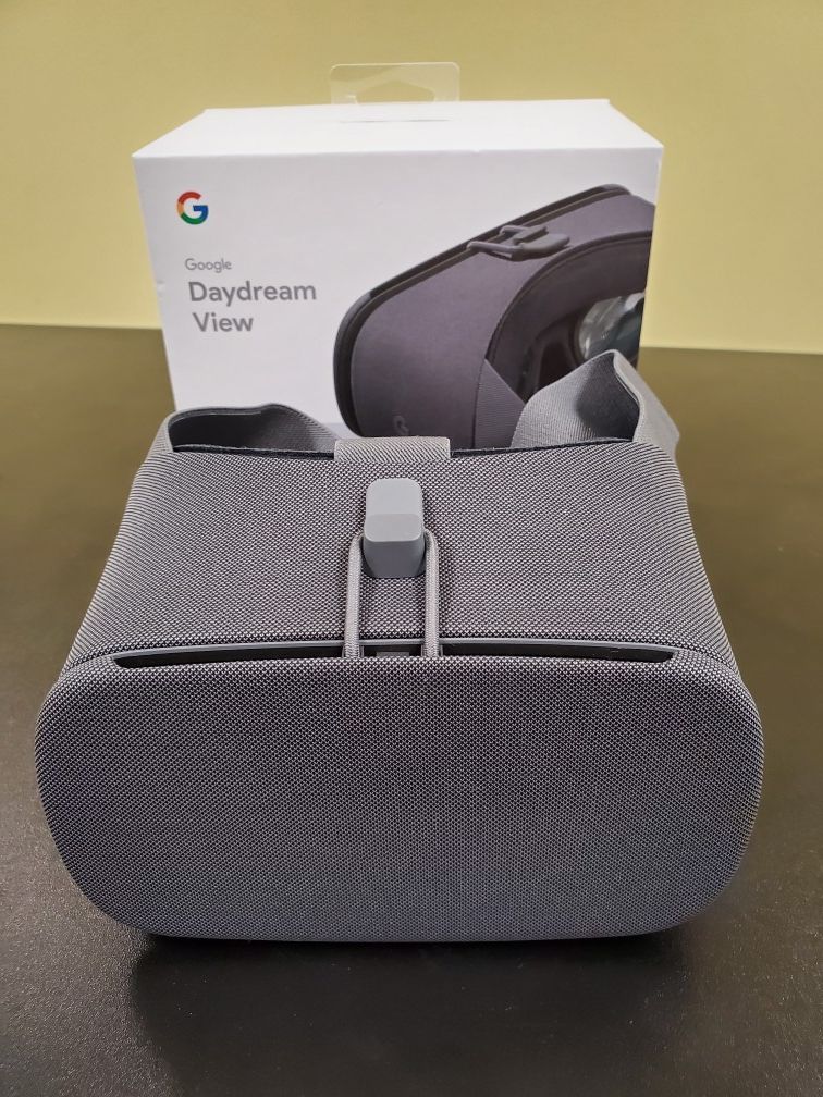 Google Daydream View