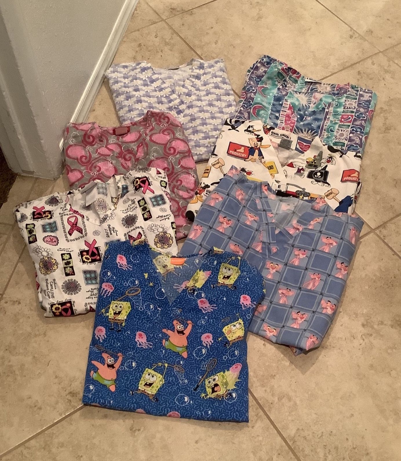 Women’s Scrub Tops Size Medium/Small
