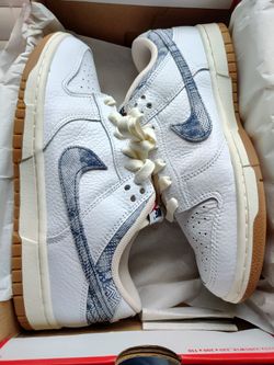 Nike Dunk Low "Washed Denim"
