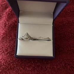 Engagement ring size8