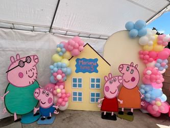 Peppa pig props