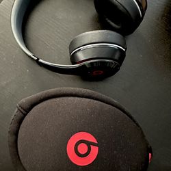 Beats Solo Wireless Headphones 