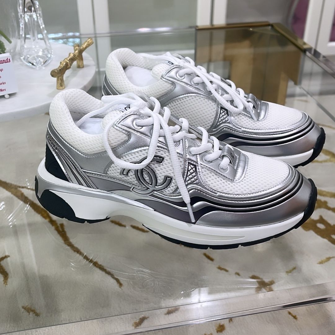 Chanel gym shoes store women