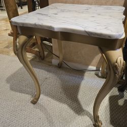 2  Marble Table vintage – Timeless Elegance for Your Home