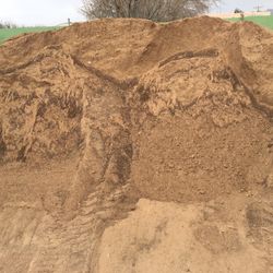Top Soil For Sale Mixed With Compost And Valley Sand. Free Delivery.