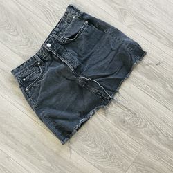 H&M high waisted denim skirt
