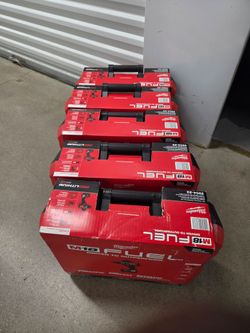 Milwaukee M18 FUEL 2904-22 Hammer Drill Kit
