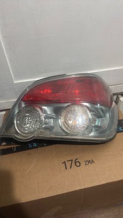 Tail light 2006 Subaru Impreza