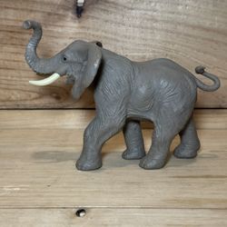 Safari Ltd African Elephant Figurine #scrappy