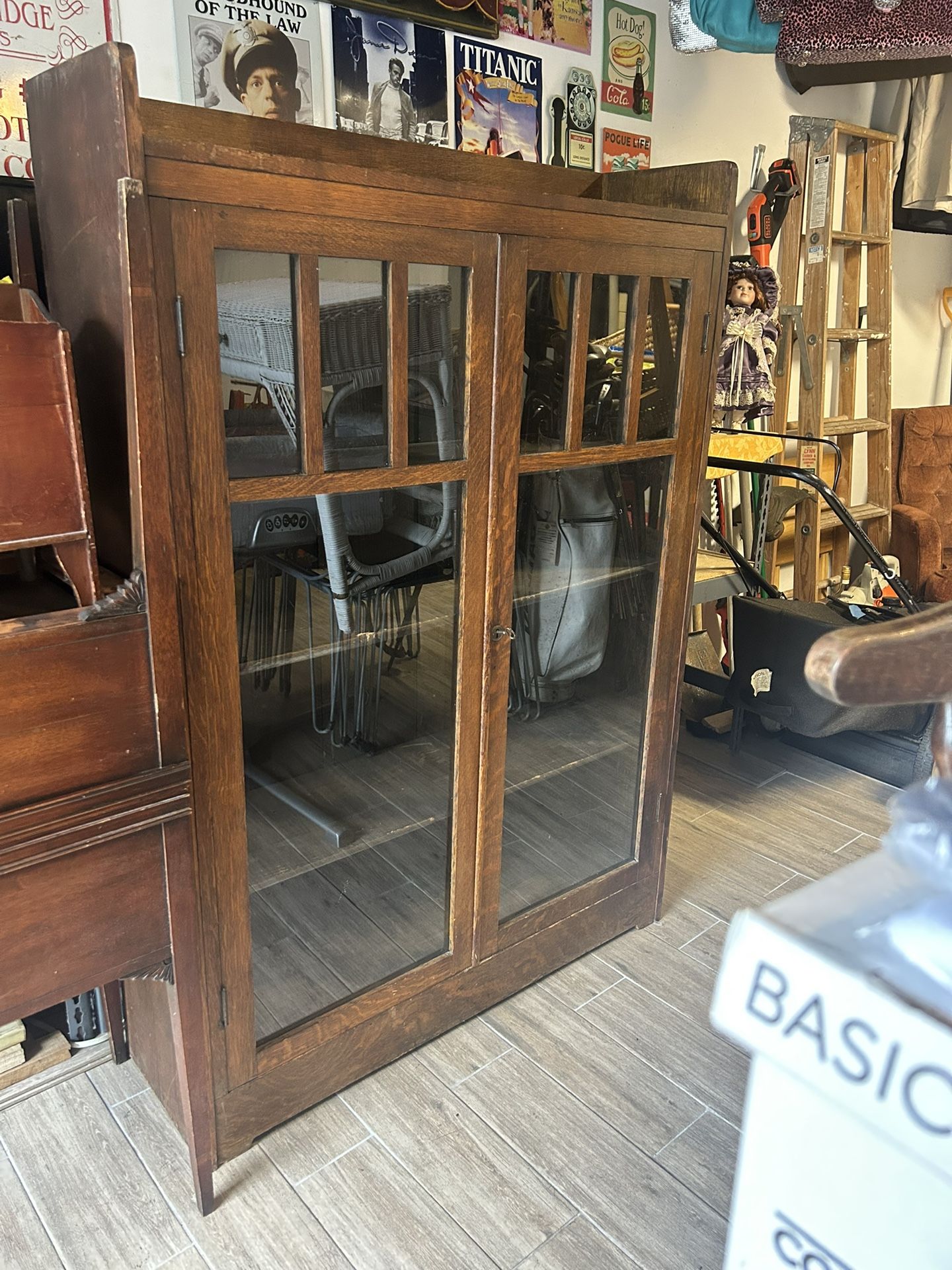Gustav Stickley Antique Mission Oak and Glass Two-Door China Cabinet