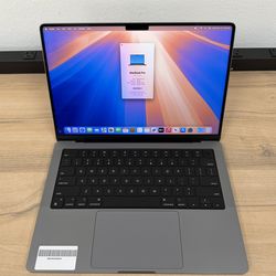 14" MacBook Pro M1 Pro 8 Core*16GB RAM*500GB SSD