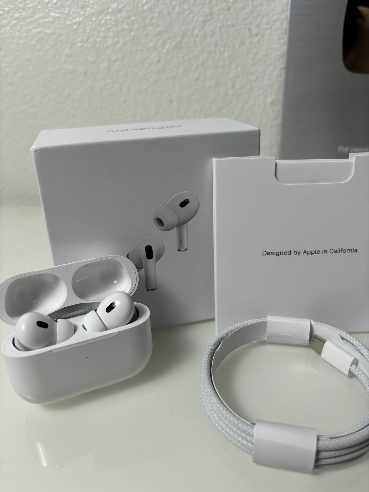 AirPod Pro Generation 2 MagSafe Charging Case