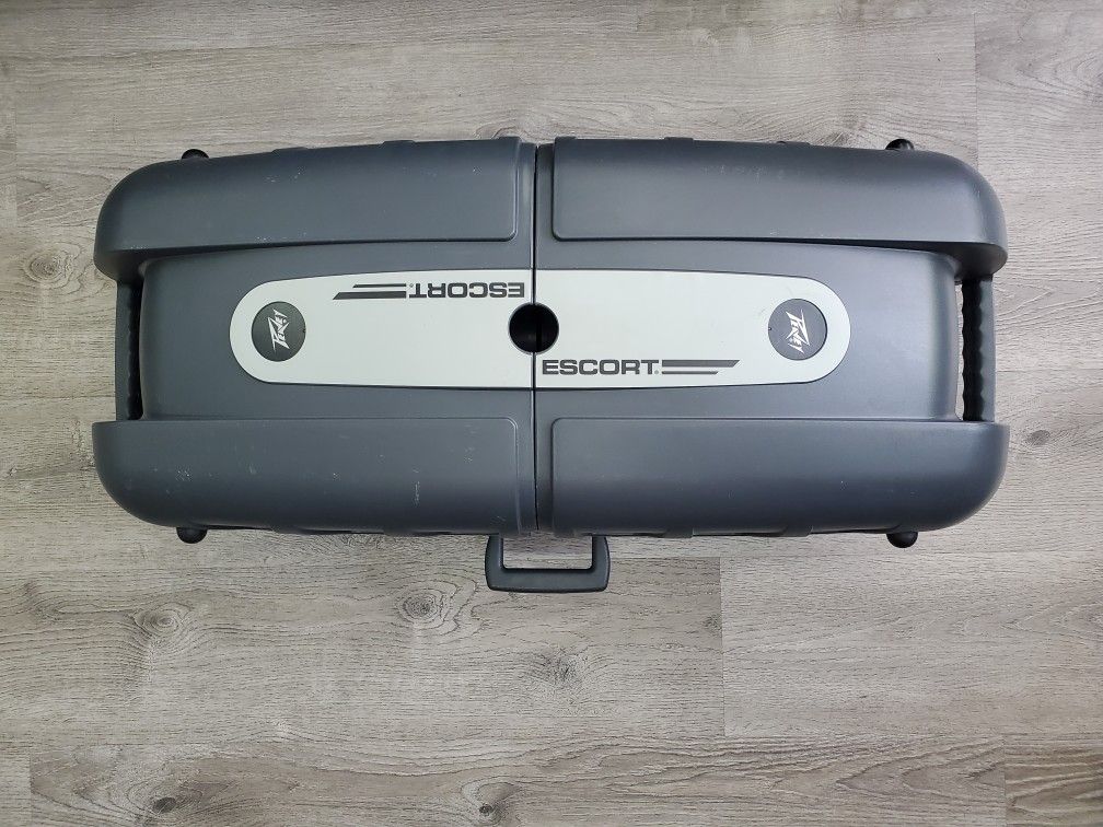 PEAVEY ESCORT 3000 PORTABLE PA SYSTEM SPEAKERS