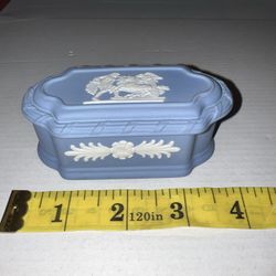 Vintage Wedgwood Jasperware Blue Trinket Box Chariot Greek Mythical