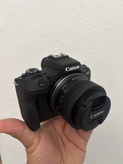 Canon EOS Mirrorless Camera with Accessories