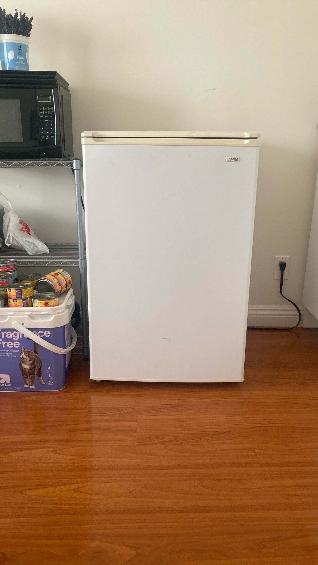 Mini Fridge (Kenmore)