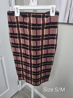Women Skirts. Size S/M.