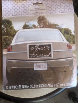 Just Married. Signage