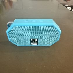 Altec Lansing Mini H2O Waterproof Bluetooth Indoor/Outdoor Portable Speaker in Blue 1 Speaker Set