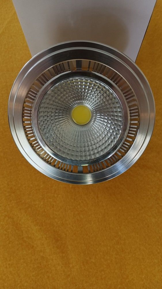 LED LIGHT BULB GR53 AR111