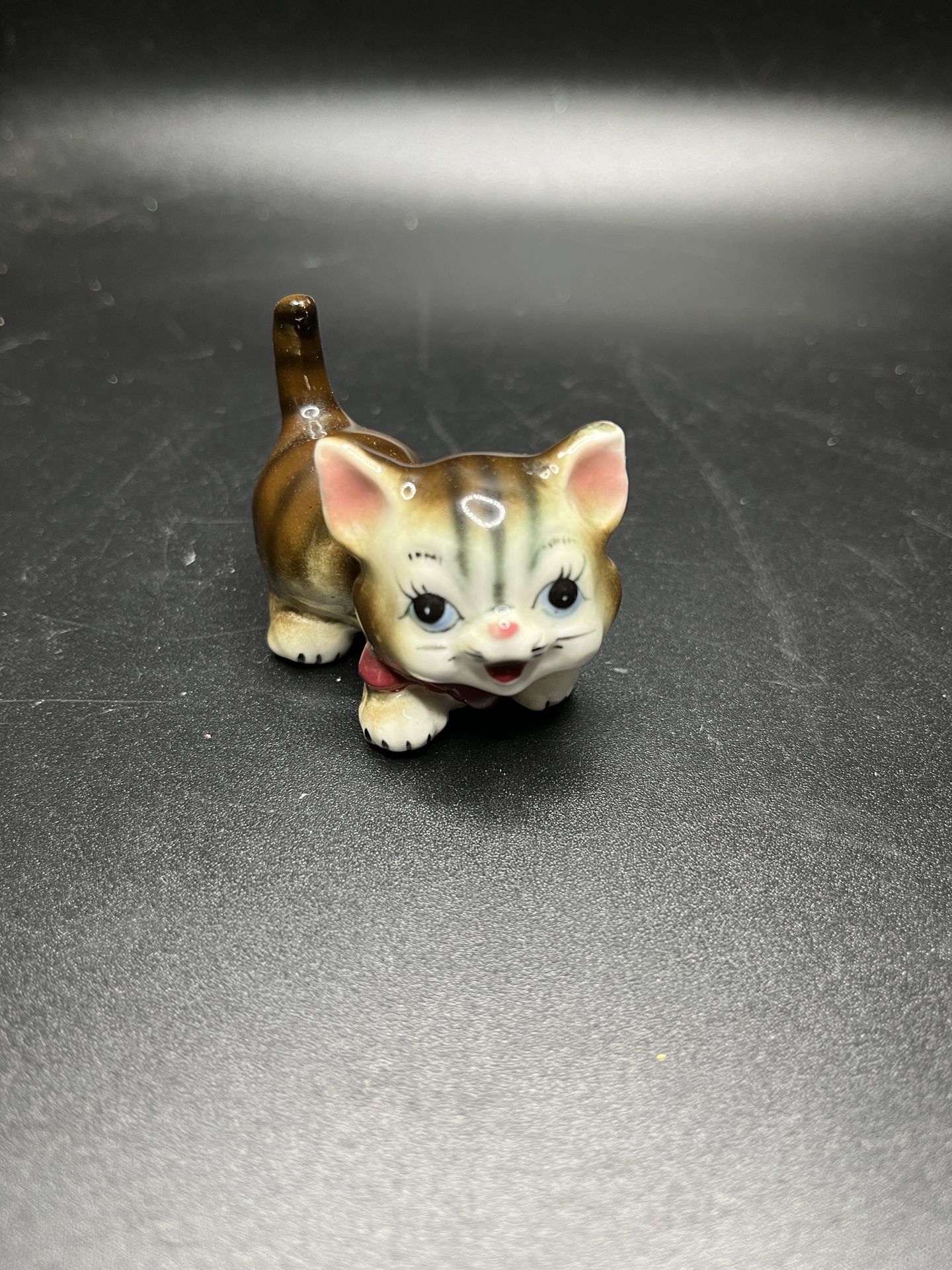 Vintage Tabby Cat Figurine So Cute!