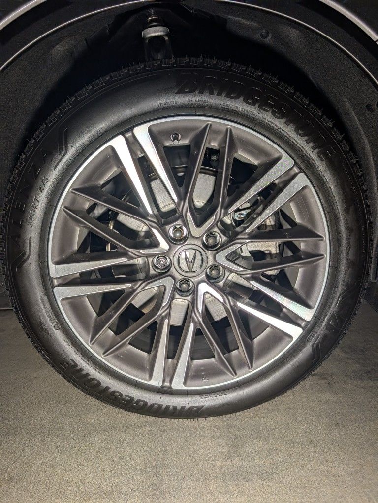 Bridgestone Alenza Sport A/S Tires 255/50/R20