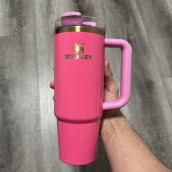 Stanley Pink Parade Tumbler 30 Oz The Quencher Flowstate H2.0 2024 Gold Accent