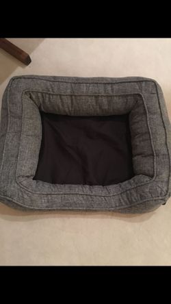 Medium dog bed