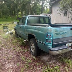 1997 Dodge Ram V8