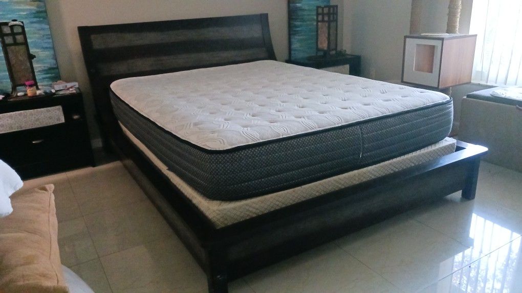 Queen Size Bed W/ matress Solid Wood