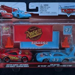Disney Pixar Cars Lightning McQueen and Strip Weathers The King Kids Toy NEW