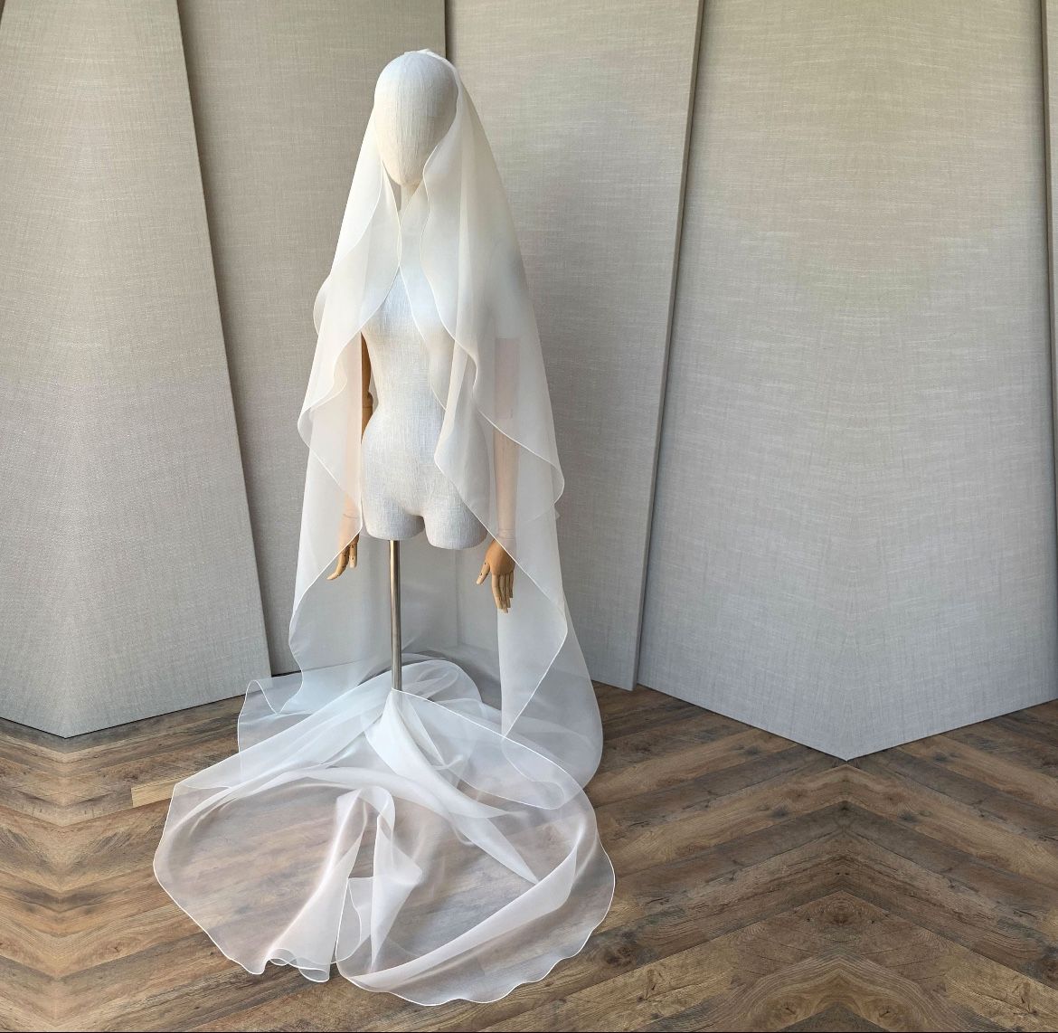 Ivory Wedding Veil 100% Silk Organza 