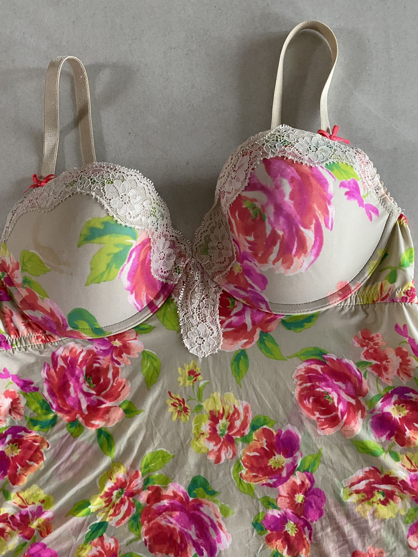 Victoria’s Secret Sleepwear/Nightgown