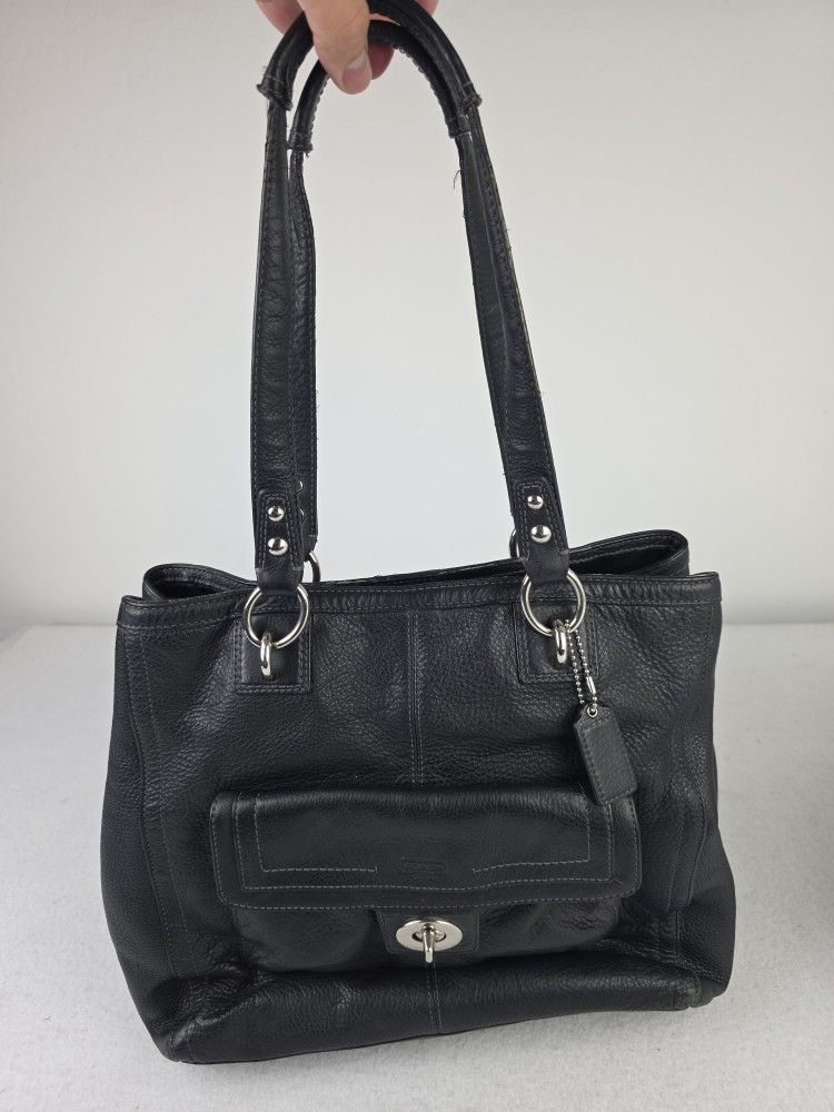 COACH F19264 Penelope Black Pebbled Leather Tote Bag Purse Shoulder Dust Bag
In good, used condition. Soft Leather