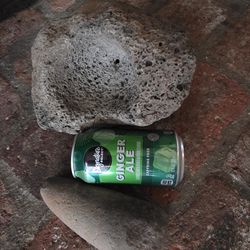 Metate and mano