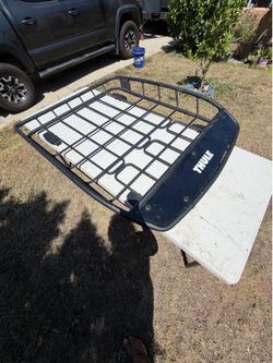 Thule Roof Basket + 60” Yakima Crossbars & Accessories Bundle – Sold As-Is