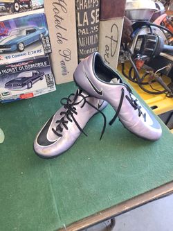 NIKE TURF SHOES