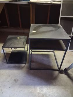 Set of 2 Industrial Metal Side Tables