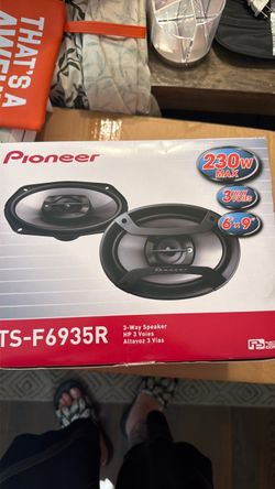 Pioneer TS-F6935R 6x9” 3-Way Car Speakers 230W Max Pair