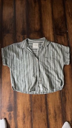 Small lucky brand shirt