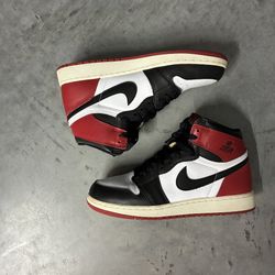 Black Toe Jordan 1 High