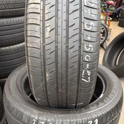 275/50/21 Dunlop Grand trek Pt3a ... Full Set Of 4 Tires Available With Good Life Left 
