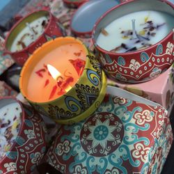 Plant scented candle