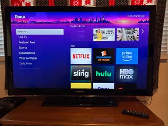 Samsung TV 55’ NOT A SMART TV