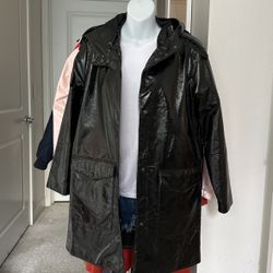 Forever 21 Black Stylish Hooded Longline Vinyl Wet Look Raincoat Size Small