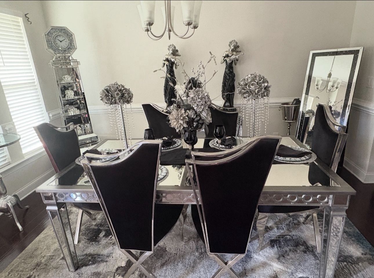 Dinning Table