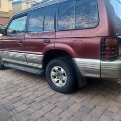 1996 Mitsubishi Montero
