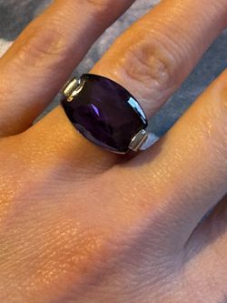 Stunning Heavy 18k Solid  (No Plate, No Filled ) white Gold Amethyst Ring Amethyst Ring